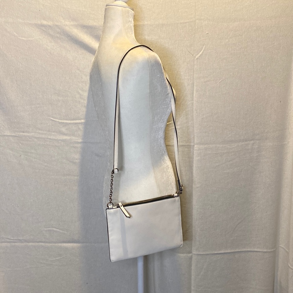 Slim Whit Shoulder bag Forever 21